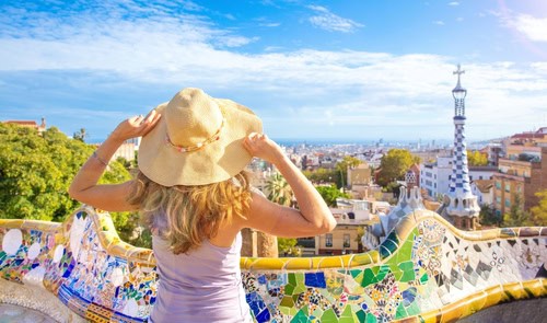 Touristin im Park Güell
